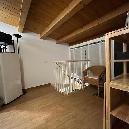 Maquedino Holiday Home & Terrace - Cozy Central Loft Παλέρμο Εξωτερικό φωτογραφία