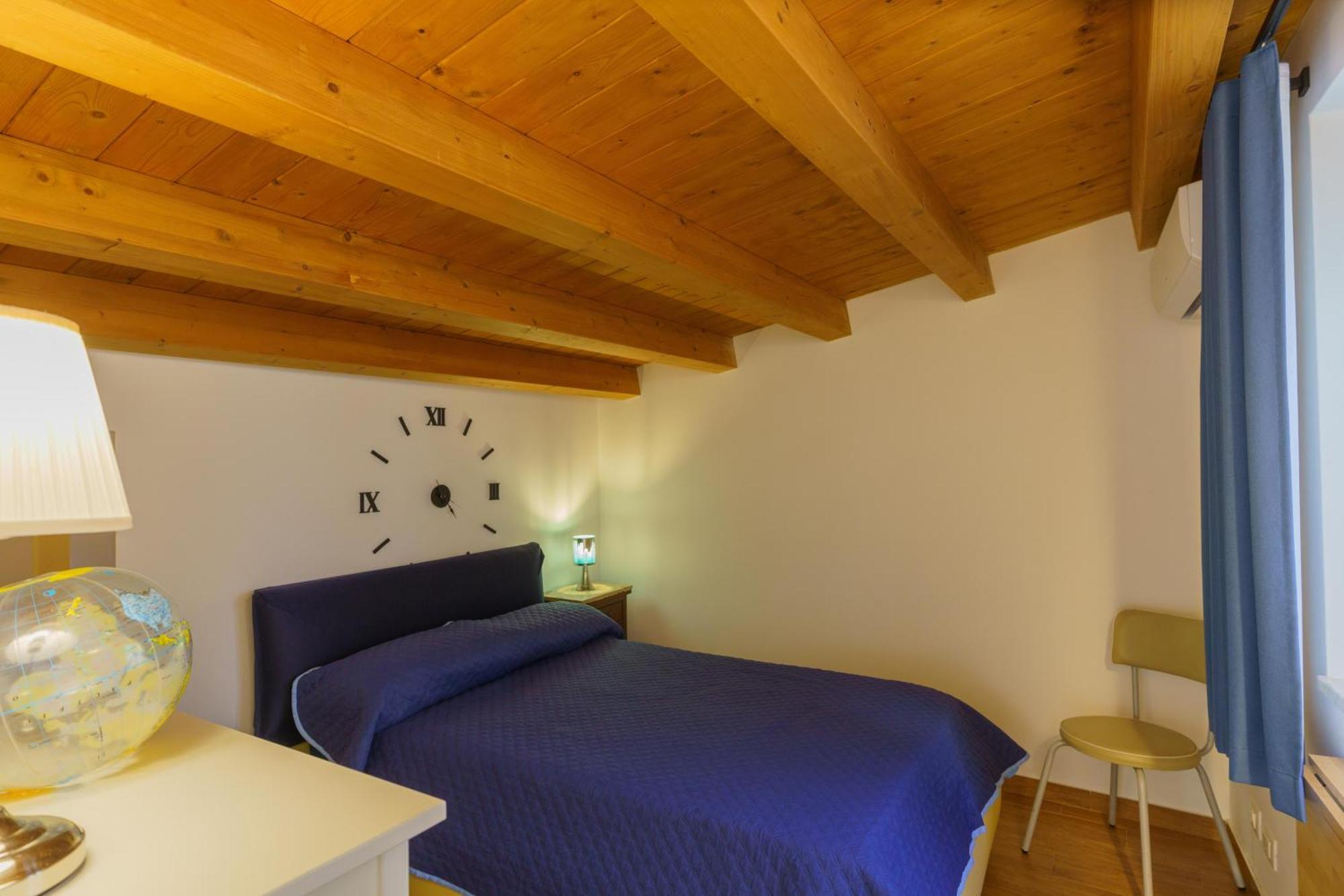 Maquedino Holiday Home & Terrace - Cozy Central Loft Παλέρμο Εξωτερικό φωτογραφία