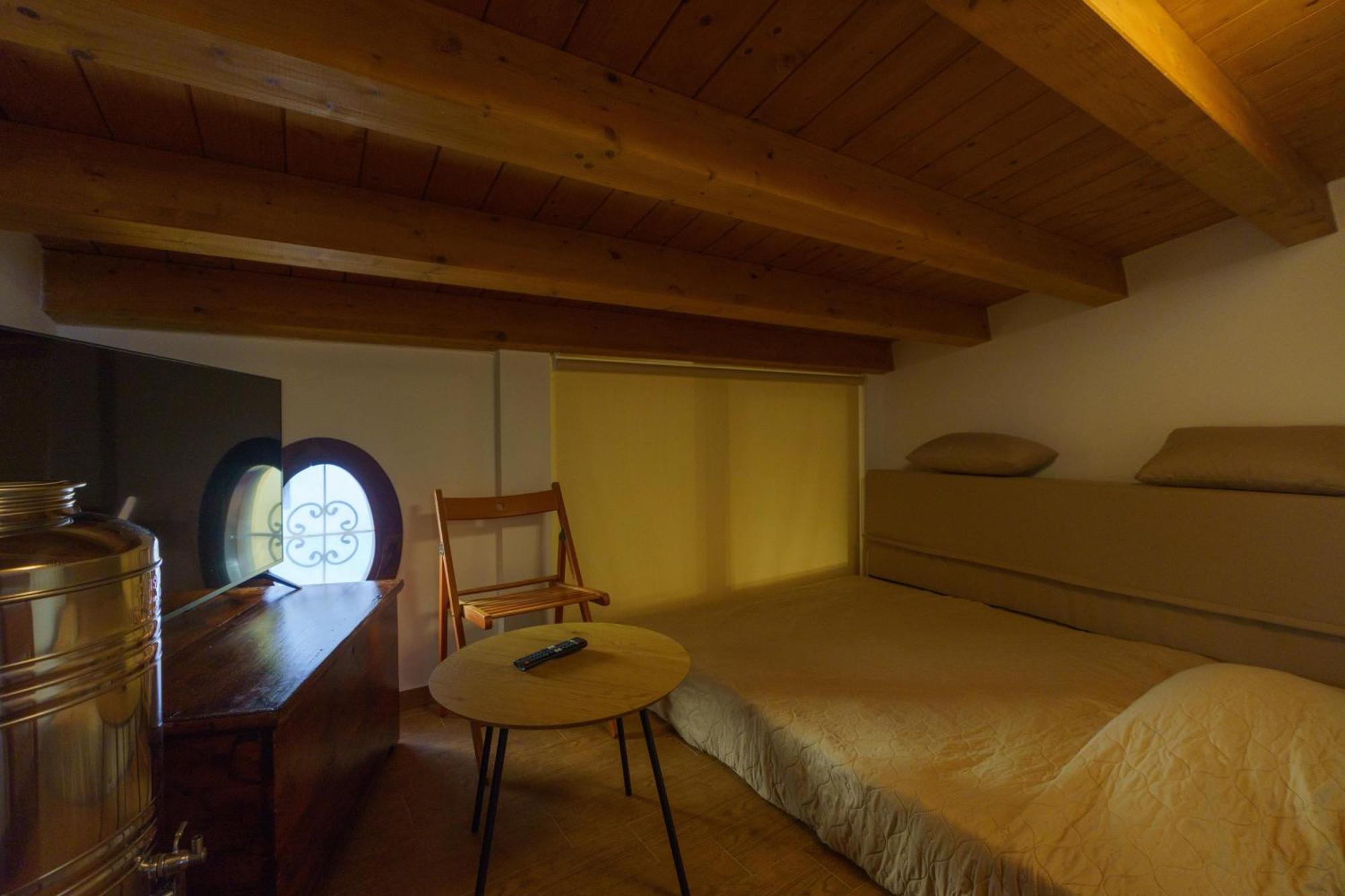 Maquedino Holiday Home & Terrace - Cozy Central Loft Παλέρμο Εξωτερικό φωτογραφία