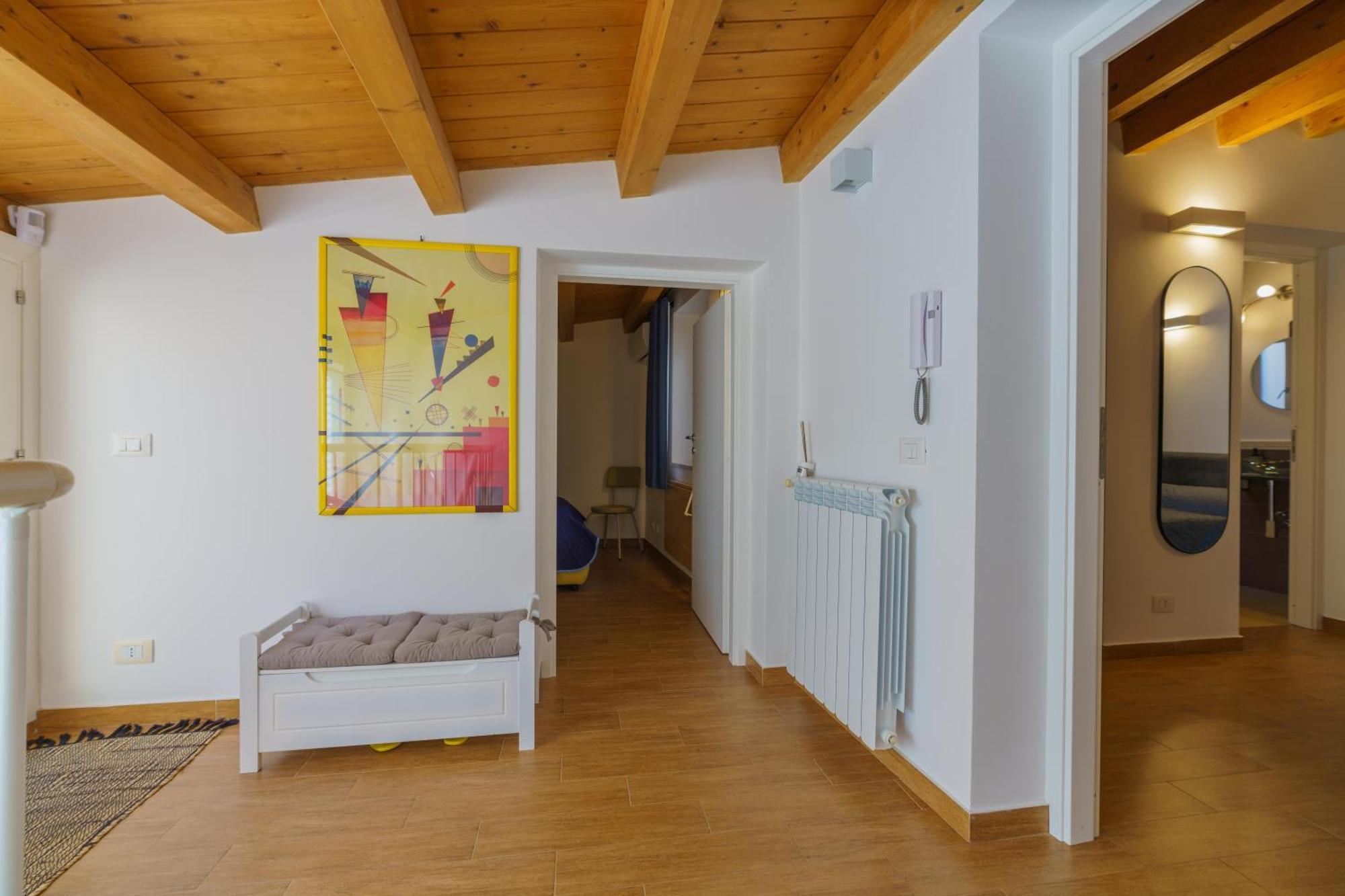 Maquedino Holiday Home & Terrace - Cozy Central Loft Παλέρμο Εξωτερικό φωτογραφία